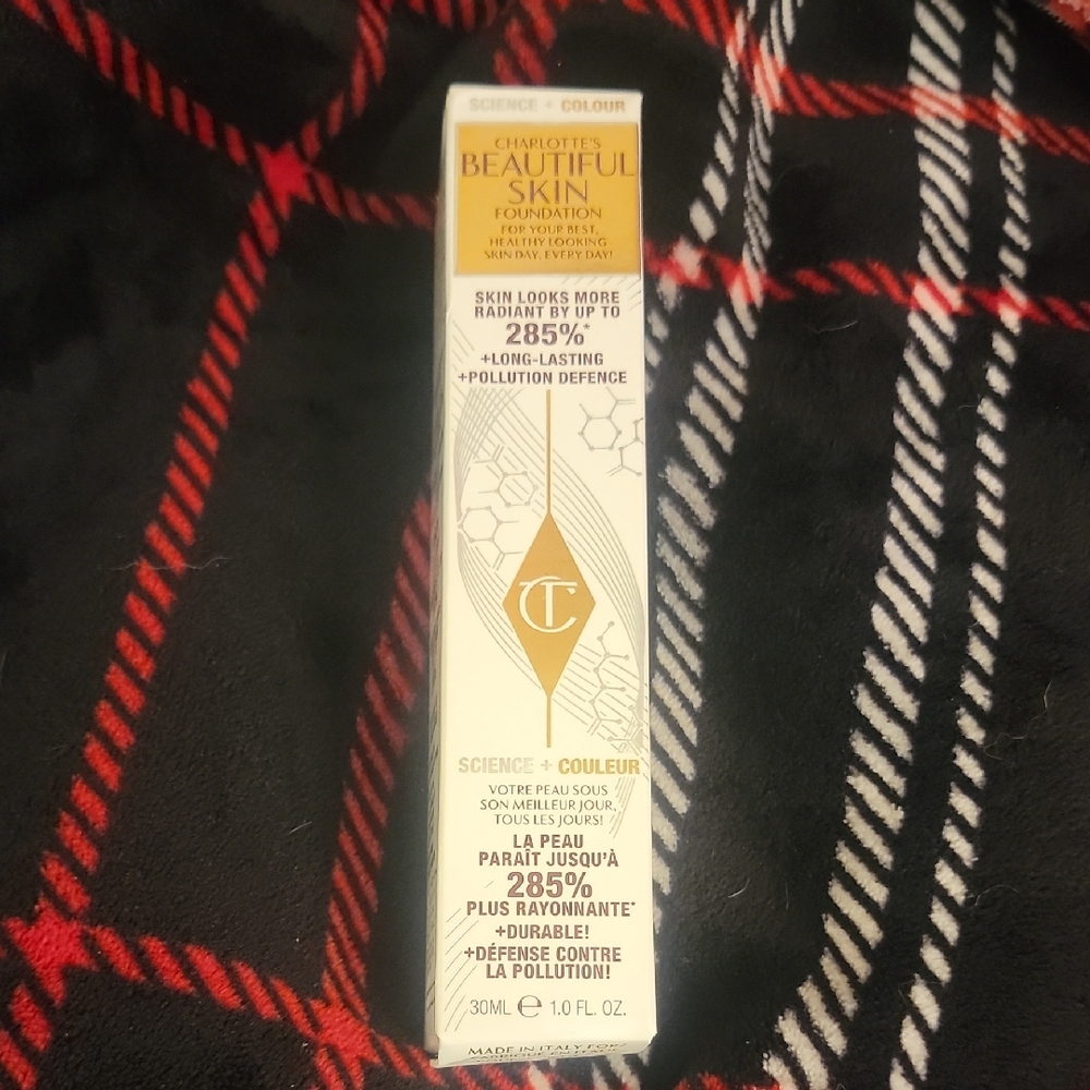 Charlotte Tilbury Beautiful Skin Foundation - BNIB Shade 3 Cool Froid